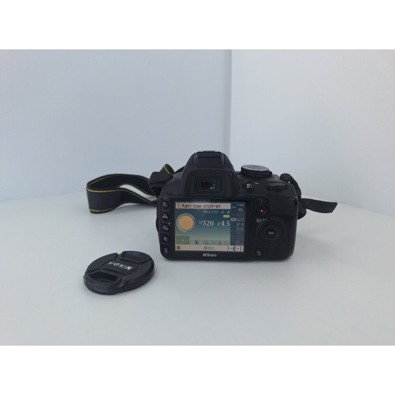 Фотоаппарат зеркальный Nikon D3100            
            б/у