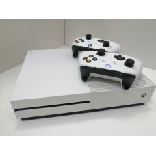 Игровые приставки Microsoft Xbox One S            
            б/у