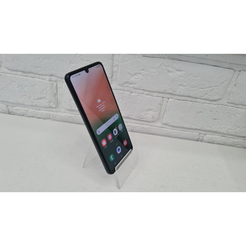 Мобильный телефон Samsung Galaxy A33 5G 8/128 GB            
            б/у