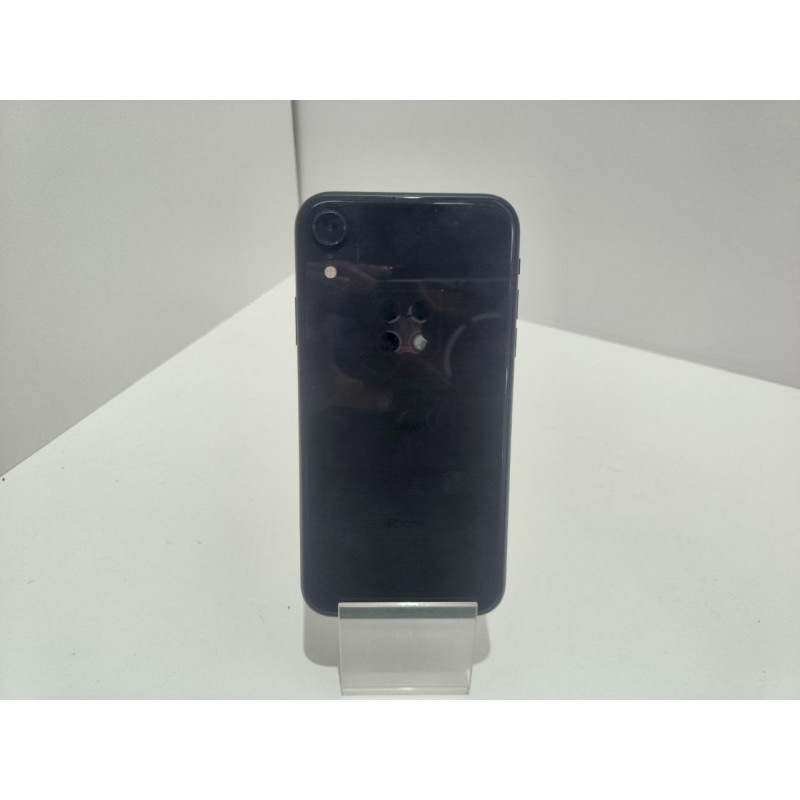 Мобильный телефон Apple iPhone XR 3/64 GB            
            б/у
