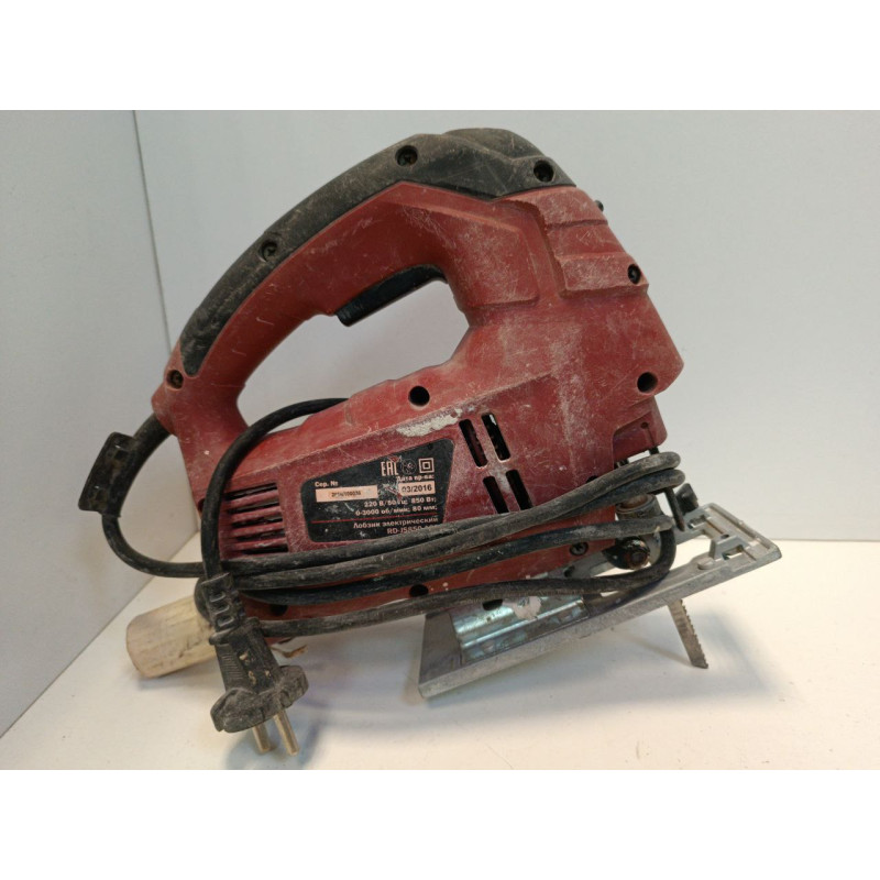 Лобзик RedVerg RD-JS850-100            
            б/у