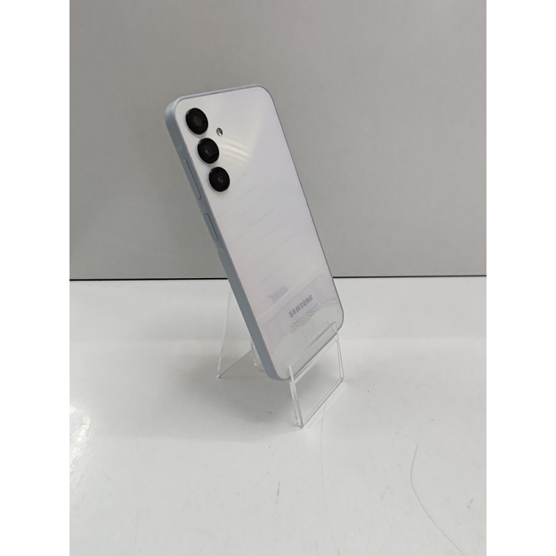 Мобильный телефон Samsung Galaxy A15 4/128 GB            
            б/у