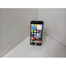Мобильный телефон Apple iPhone 7 2/32 GB            
            б/у