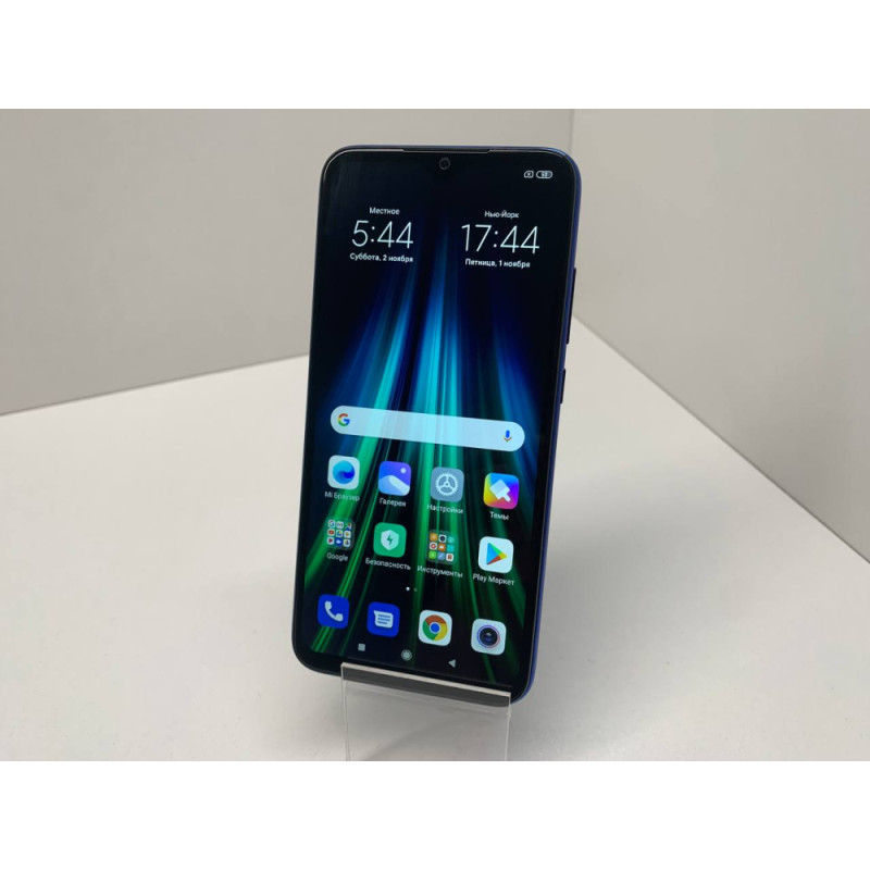 Мобильный телефон Xiaomi Redmi 8 4/64 GB            
            б/у