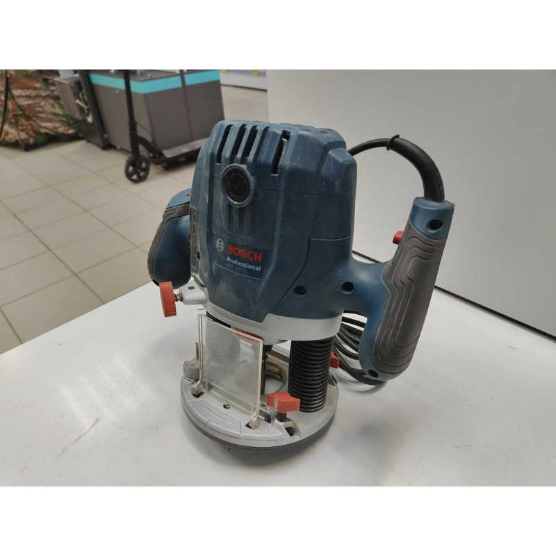 Фрезер Bosch GOF 130            
            б/у