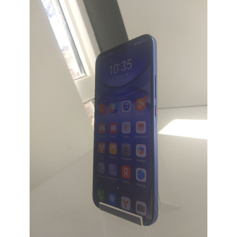 Мобильный телефон Huawei Nova 12s 8/256 GB            
            б/у