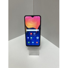 Мобильный телефон Samsung Galaxy A10 2/32 GB            
            б/у