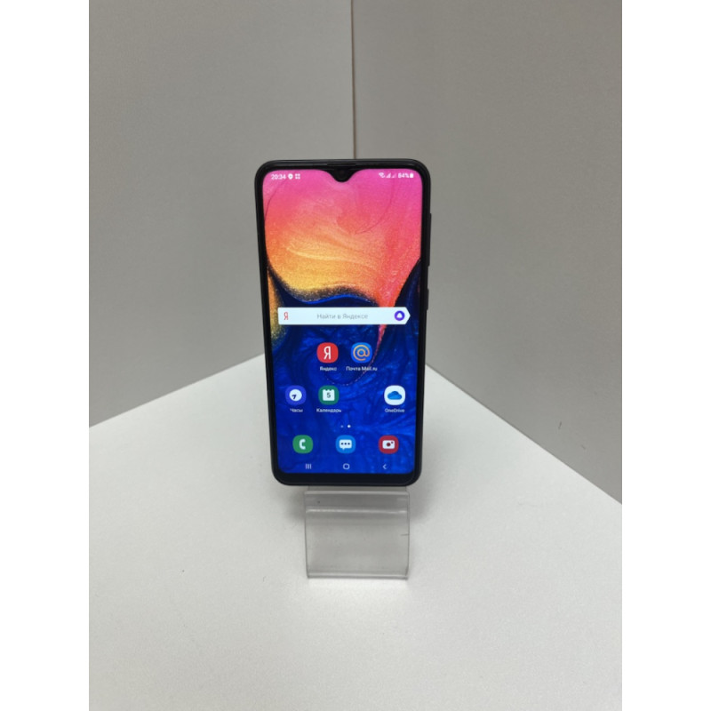 Мобильный телефон Samsung Galaxy A10 2/32 GB            
            б/у