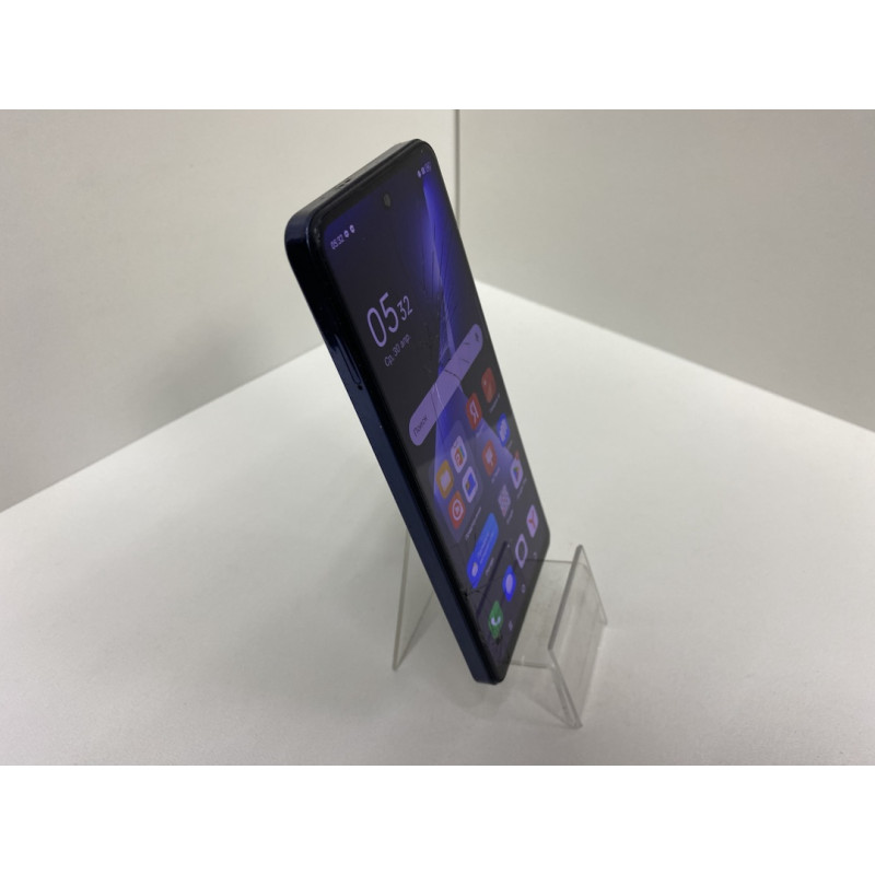 Мобильный телефон Tecno Pova 5 8/128 GB            
            б/у