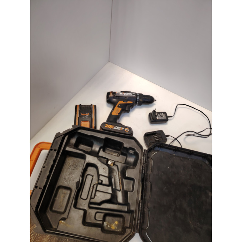 Шуруповерт Worx WX101.2            
            б/у