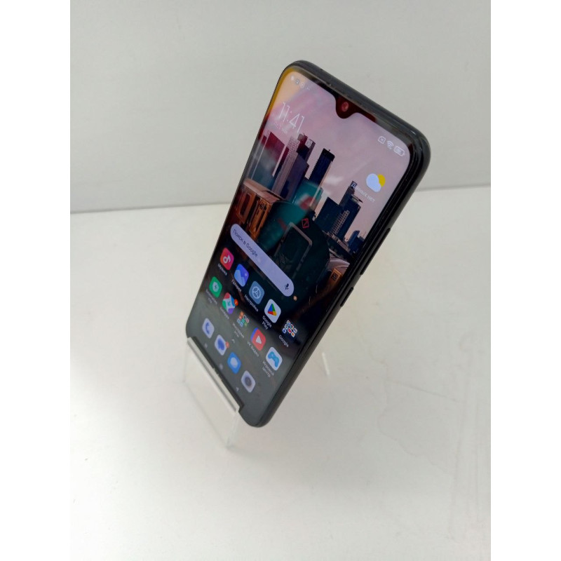 Мобильный телефон Xiaomi Redmi Note 8 4/128 GB            
            б/у
