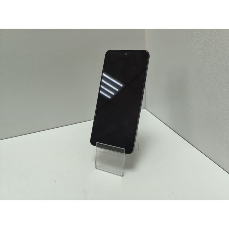 Мобильный телефон Xiaomi Redmi Note 13 8/128 GB            
            б/у