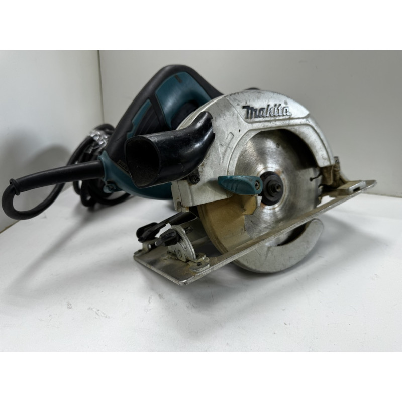 Циркулярная (дисковая) пила Makita HS6601            
            б/у