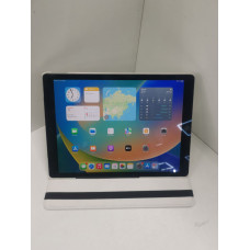 Планшет без SIM-карты Apple iPad Pro 12.9-inch (1st generation) Wi-Fi + Cellular 128Gb            
            б/у