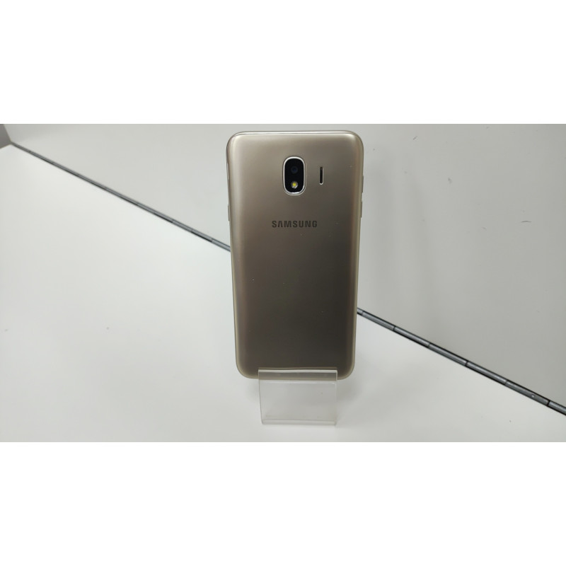 Мобильный телефон Samsung Galaxy J4 (2018) 3/32 GB            
            б/у