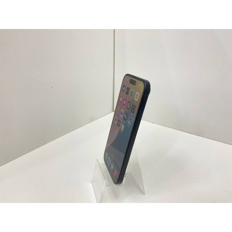 Мобильный телефон Apple iPhone 15 6/128 GB            
            б/у
