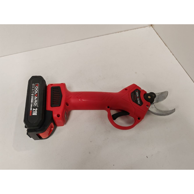 Аккумуляторный секатор TOOLYARD SK-2150 21 V            
            б/у