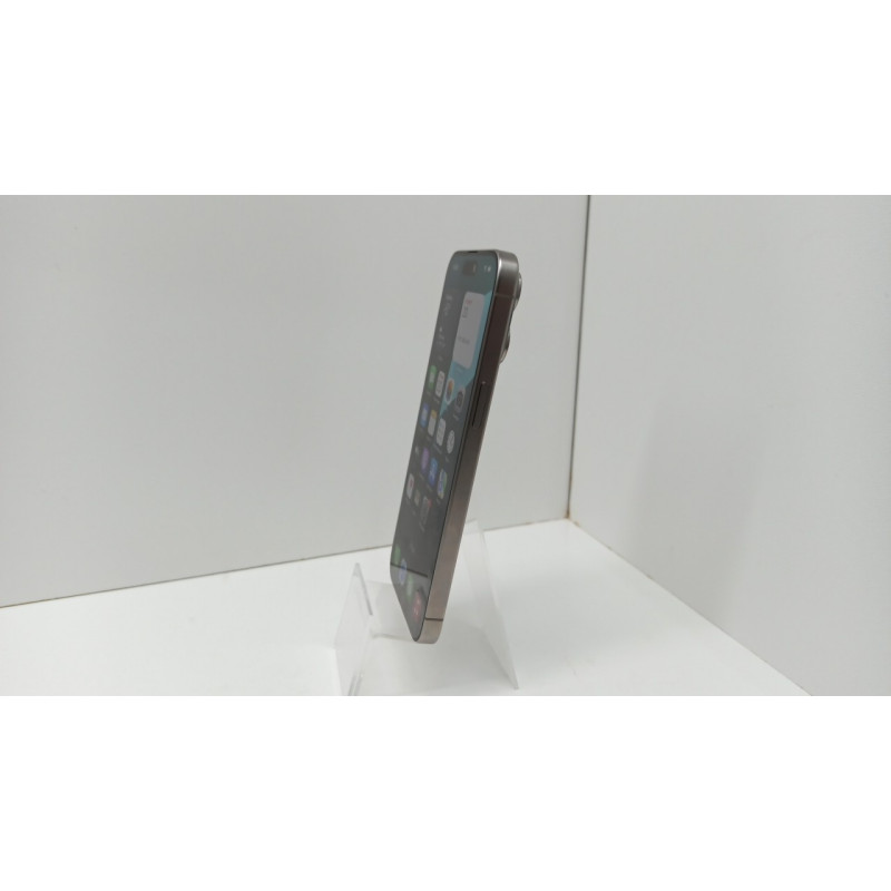 Мобильный телефон Apple iPhone 15 Pro Max 8/256 GB            
            б/у
