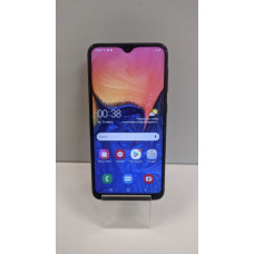 Мобильный телефон Samsung Galaxy A10 2/32 GB            
            б/у