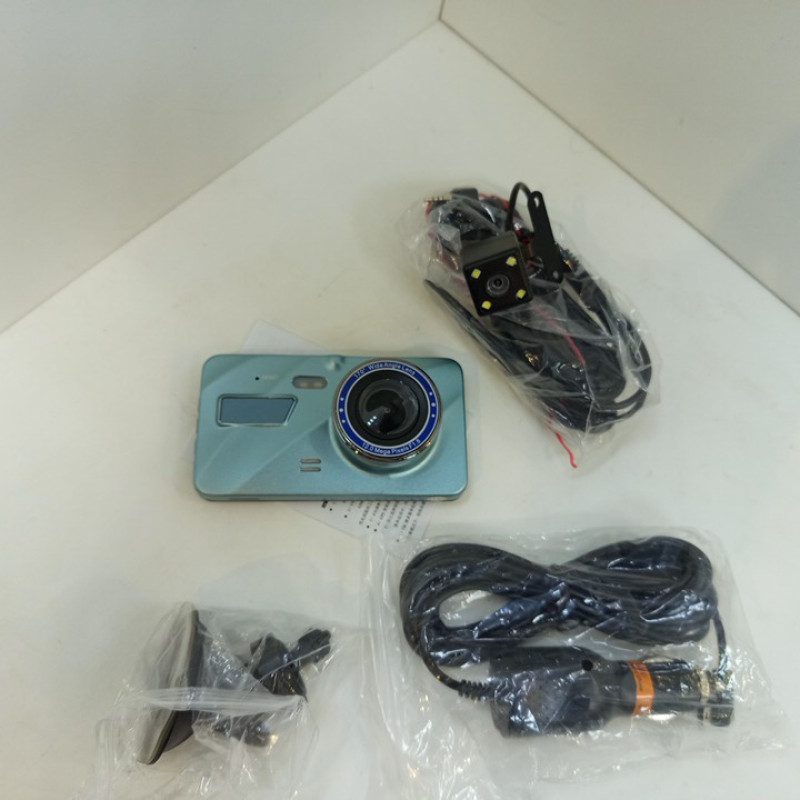 Видеорегистратор Dual Lens CarLog Blackbox            
            б/у