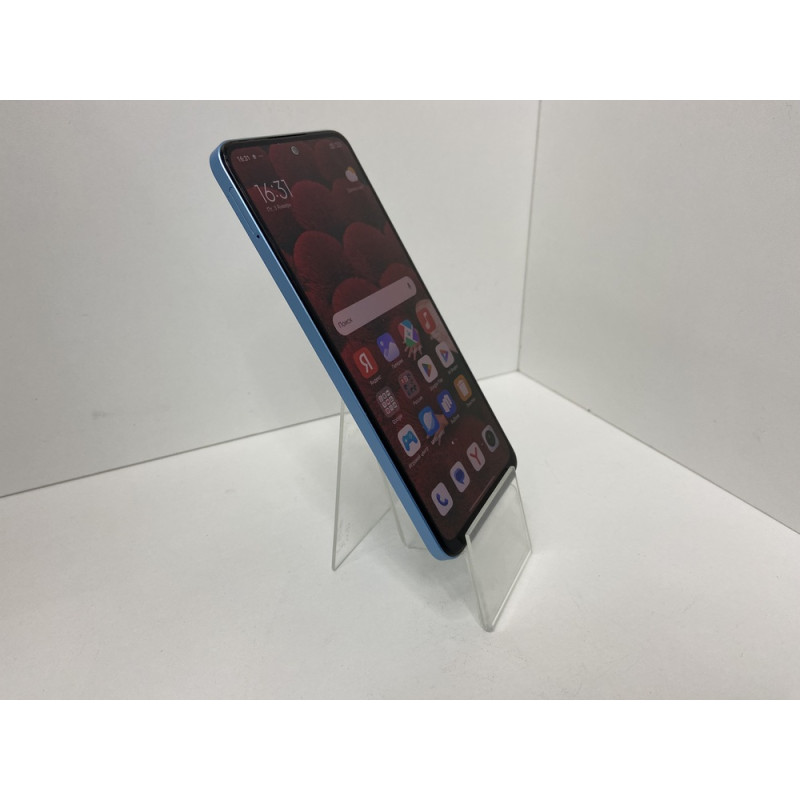 Мобильный телефон Xiaomi Redmi Note 12 8/256 GB            
            б/у