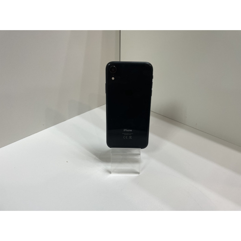 Мобильный телефон Apple iPhone XR 3/64 GB            
            б/у