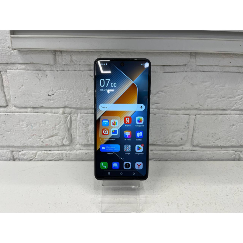 Мобильный телефон Tecno Pova 6 Neo 8/256 GB            
            б/у