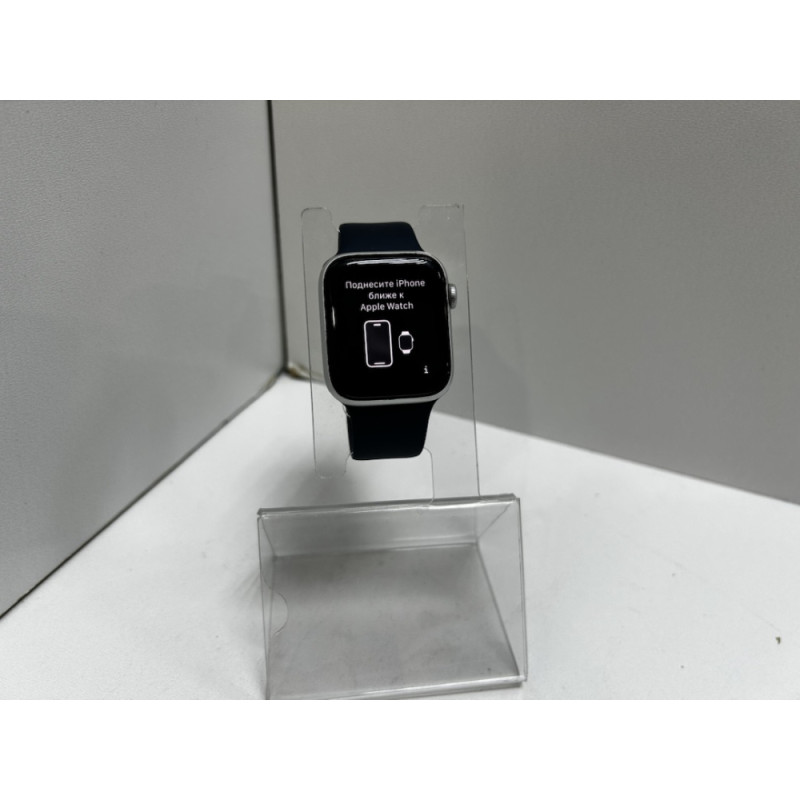 Умные Часы Apple Watch SE 44mm            
            б/у