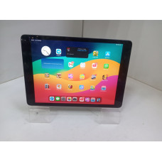 Планшет без SIM-карты Apple iPad (2021) 10.2 Wi-Fi 64GB A2602            
            б/у