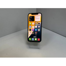 Мобильный телефон Apple iPhone 12 4/128 GB            
            б/у