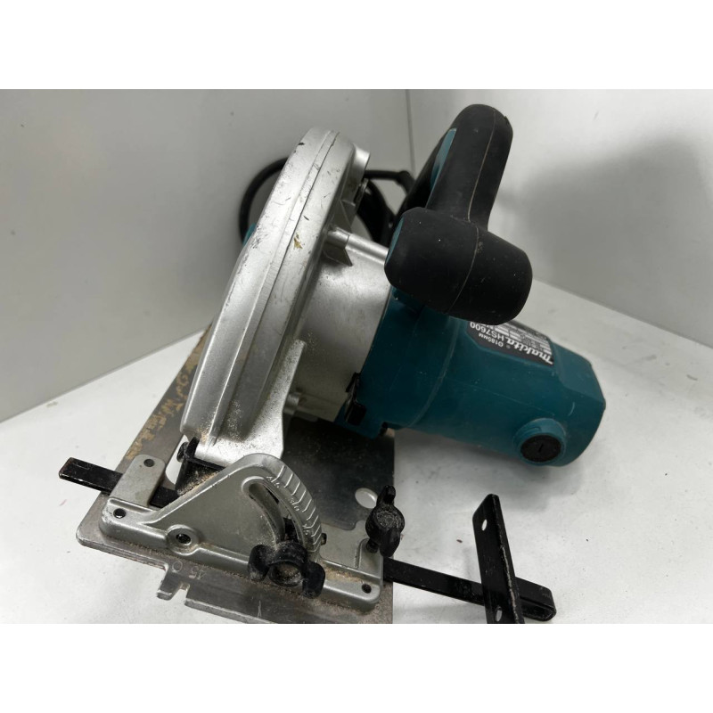 Циркулярная (дисковая) пила Makita HS7600            
            б/у