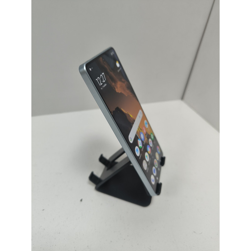 Мобильный телефон Xiaomi Poco F5 12/256GB            
            б/у