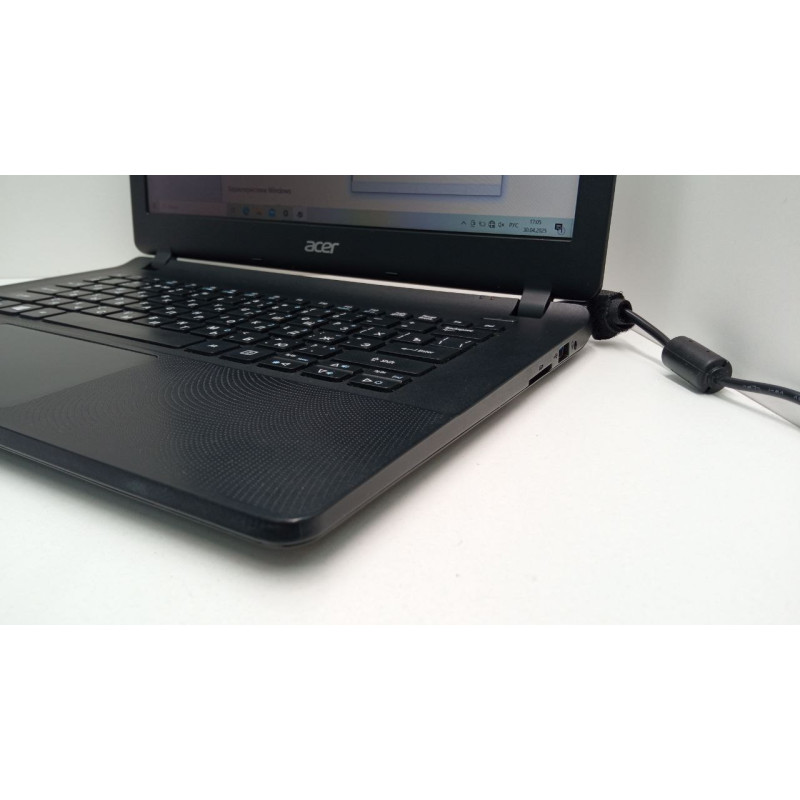 Ноутбук Acer. Aspire ES1-311-P4EW            
            б/у