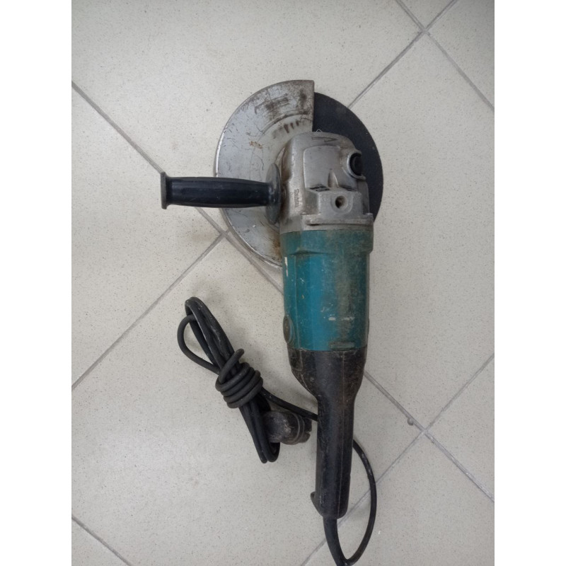 Болгарка Makita 9069            
            б/у