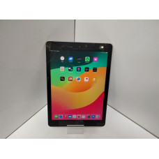 Планшет без SIM-карты Apple iPad Wi-Fi MR7F2RU/A (A1893) 2/32 GB            
            б/у