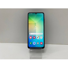 Мобильный телефон Samsung Galaxy A06 4/128 GB            
            б/у