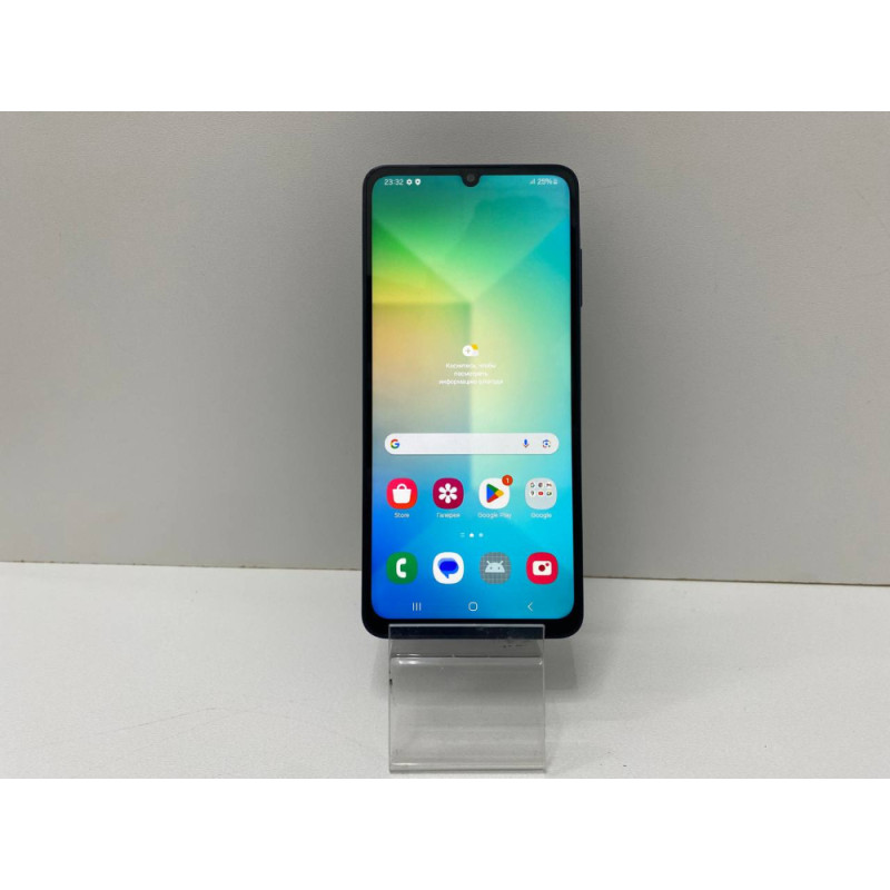 Мобильный телефон Samsung Galaxy A06 4/128 GB            
            б/у