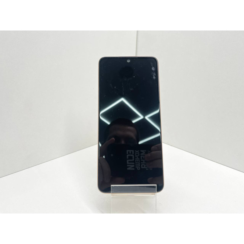 Мобильный телефон Xiaomi Redmi Note 12 6/128 GB            
            б/у