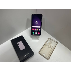 Мобильный телефон Samsung Galaxy S23 8/256 GB            
            б/у