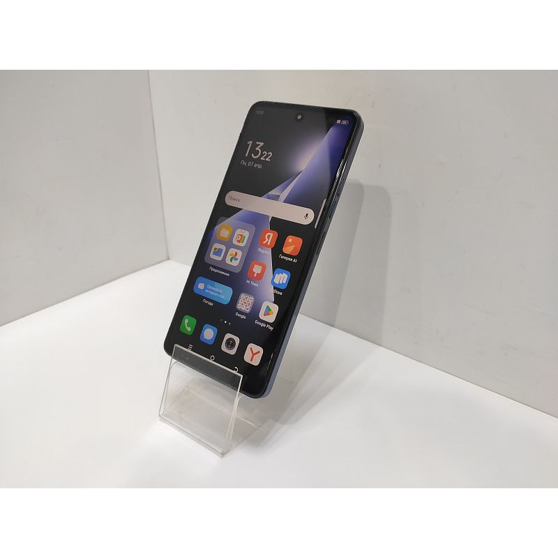 Мобильный телефон Tecno Pova 5 8/128 GB            
            б/у