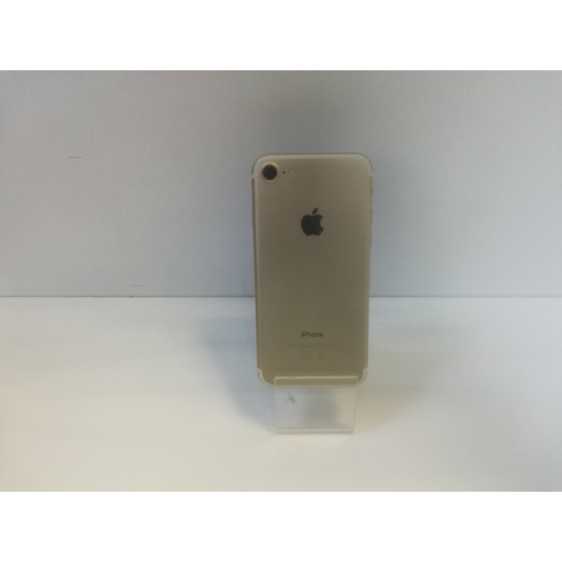Мобильный телефон Apple iPhone 7 2/32 GB            
            б/у