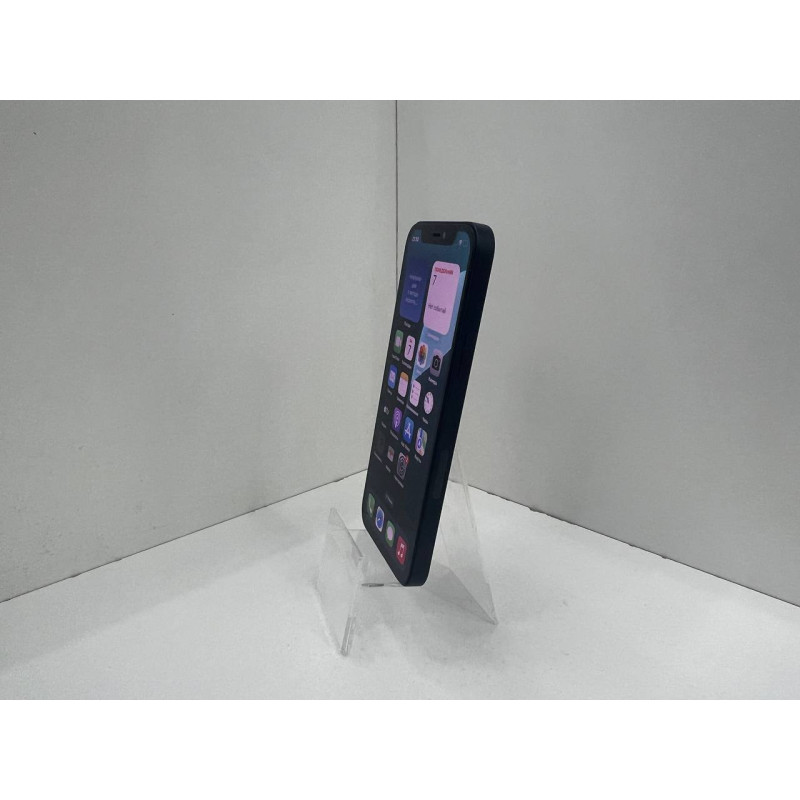 Мобильный телефон Apple iPhone 12 4/256 GB            
            б/у