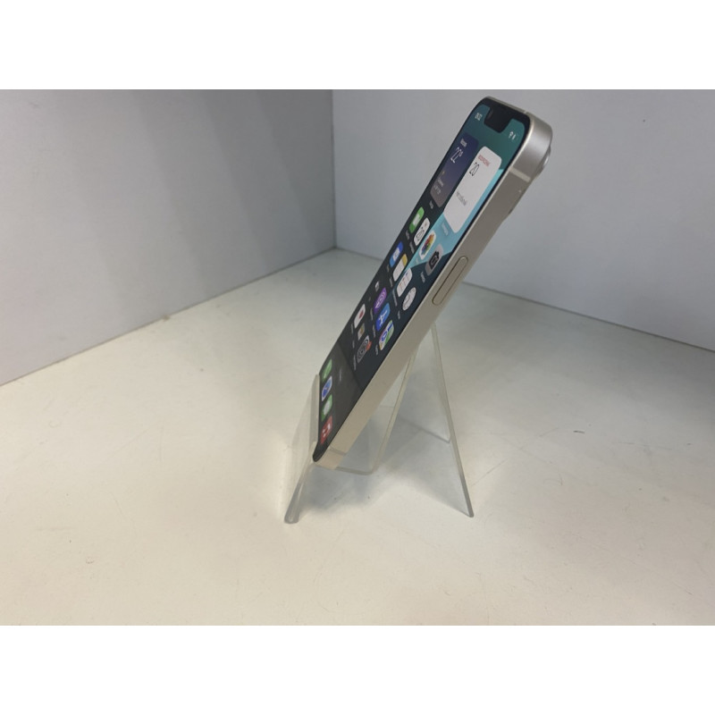 Мобильный телефон Apple iPhone 14 6/128 GB            
            б/у