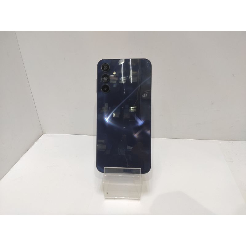 Мобильный телефон Samsung Galaxy A15 4/128 GB            
            б/у