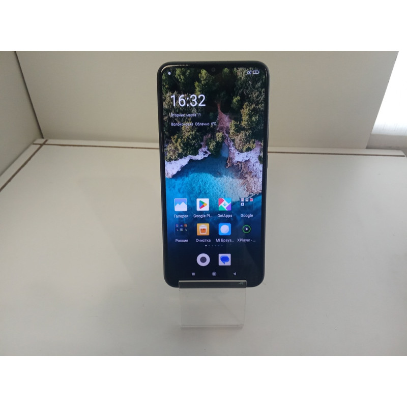 Мобильный телефон Xiaomi Redmi 9 4/64 GB            
            б/у