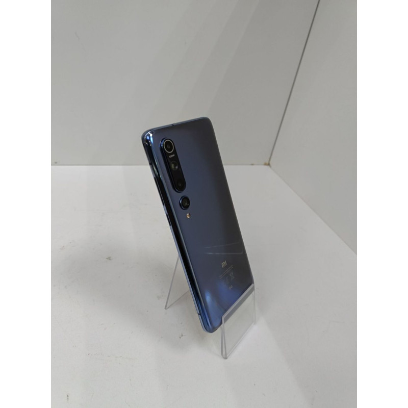 Мобильный телефон Xiaomi Mi 10 12/256 GB            
            б/у