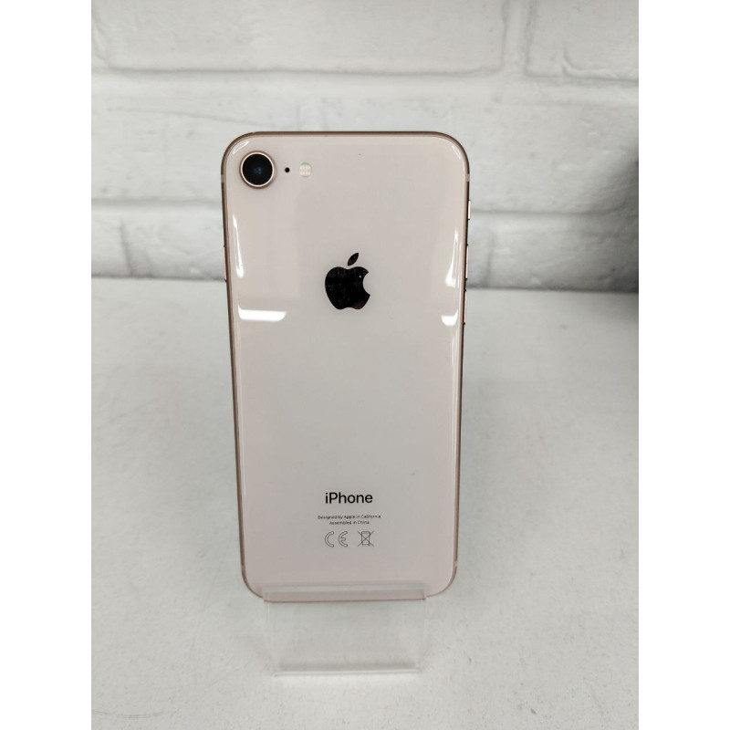 Мобильный телефон Apple iPhone 8 2/64 GB            
            б/у