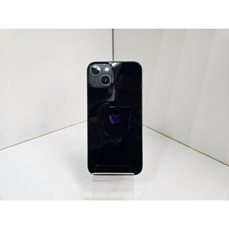 Мобильный телефон Apple iPhone 13 4/128 GB            
            б/у