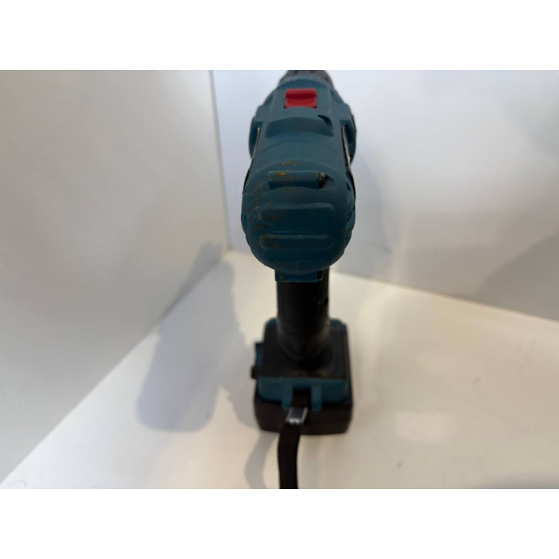 Шуруповерт Кратон CDB-12-Li-1.5            
            б/у