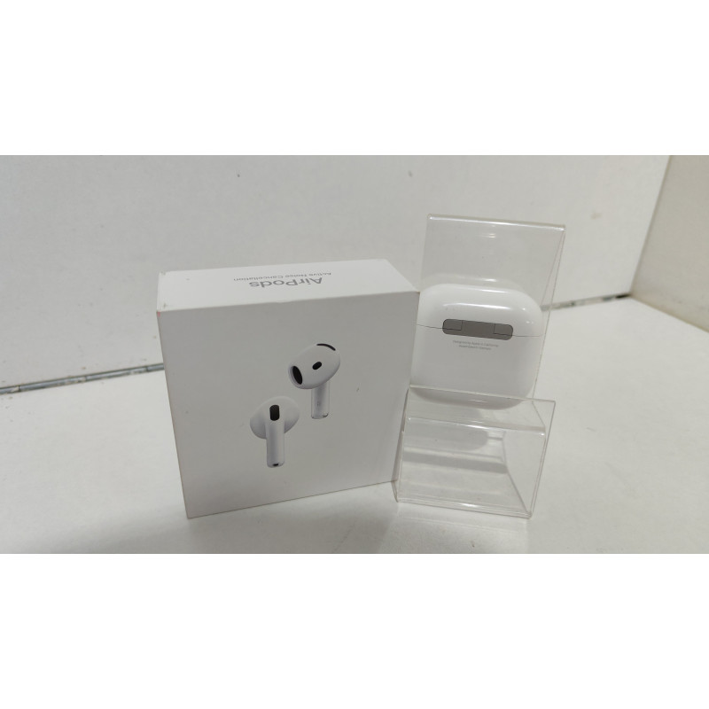 Наушники Беспроводные Внутриканальные Apple AirPods 4 с шумоподавлением (ANC)            
            б/у